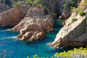 vista de la costa brava catalana, españa foto