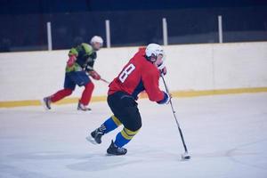 jugadores de hockey sobre hielo foto