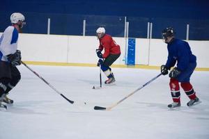 ice hockey sport players photo