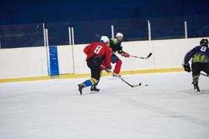 jugadores de hockey sobre hielo foto