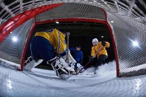 ice hockey goalkeeper photo