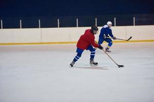 jugadores de hockey sobre hielo foto