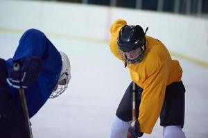 ice hockey sport players photo