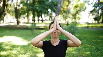 yoga på de parkera video