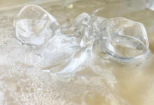 The ice cube shape has been adjusted to add color,It will help refresh and make you feel good. photo
