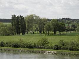 el río sena en francia foto