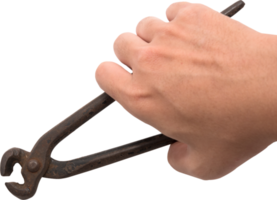 mano de hombre sosteniendo un cortador de alambre aislado png