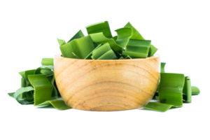 folhas de pandan e pandan em um copo de madeira preparado para suco de pandan ou bolo de pandan para ferver ou secar antes de ir cozinhar. png