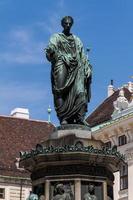 viena, austria, 2022 -palacio y monumento de hofburg. Viena, Austria. foto