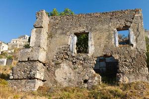 casa en ruinas de kayakoy, fethiye foto