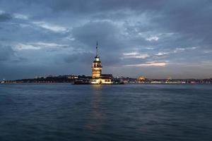 Torre de la doncella en Estambul foto