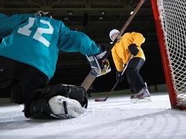 portero de hockey sobre hielo foto