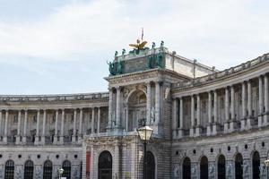 Heldenplatz en el complejo de Hofburg, Viena, Austria foto