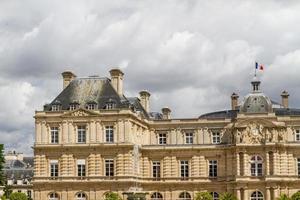 fachada del palacio de luxemburgo foto