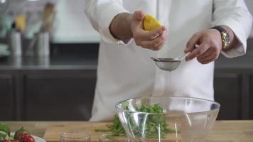 Preparing Lemon Salad video