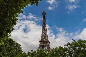 vista del paisaje de la torre eiffel parís foto