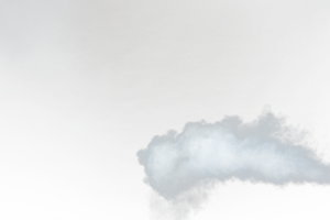 dicht pluizig trekjes van wit rook en mist Aan transparant PNG achtergrond, abstract rook wolken, beweging wazig uit van focus. roken slagen van machine droog ijs vlieg fladderend in lucht, effect structuur
