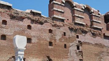 estrutura histórica romana da basílica do salão vermelho no mundo grego antigo na turquia bergama video