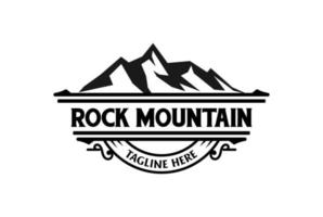 vintage rocky o iceberg ice mountain hill para expedición al aire libre aventura insignia emblema logotipo diseño vector