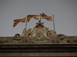 barcelona de noche foto