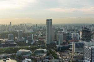 vista del horizonte de la ciudad de singapur foto