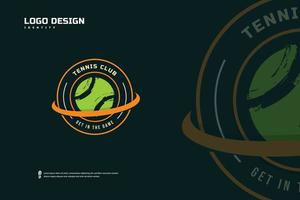 logotipo de la insignia de tenis, identidad del equipo deportivo. plantilla de diseño de torneo de tenis, ilustración de vector de insignia de e-sport