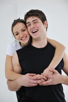 feliz pareja joven entrenamiento físico y diversión foto
