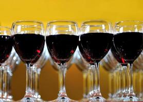 vine glass arangement in restaurant photo