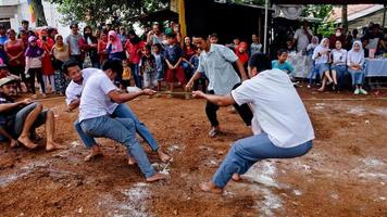 Pamulang, August 17, 2022. Various competitions to commemorate Indonesia's independence day were carried out in a simple but still lively manner. photo