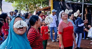 Pamulang, August 17, 2022. Various competitions to commemorate Indonesia's independence day were carried out in a simple but still lively manner. photo