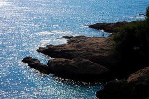 vista de la costa brava catalana, sant feliu de guixols, españa foto