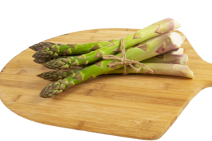 asperges vertes fraîches végétariennes. légumes découpés png