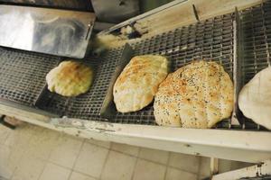 bread factory production photo