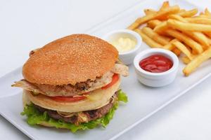 hamburger fast food photo