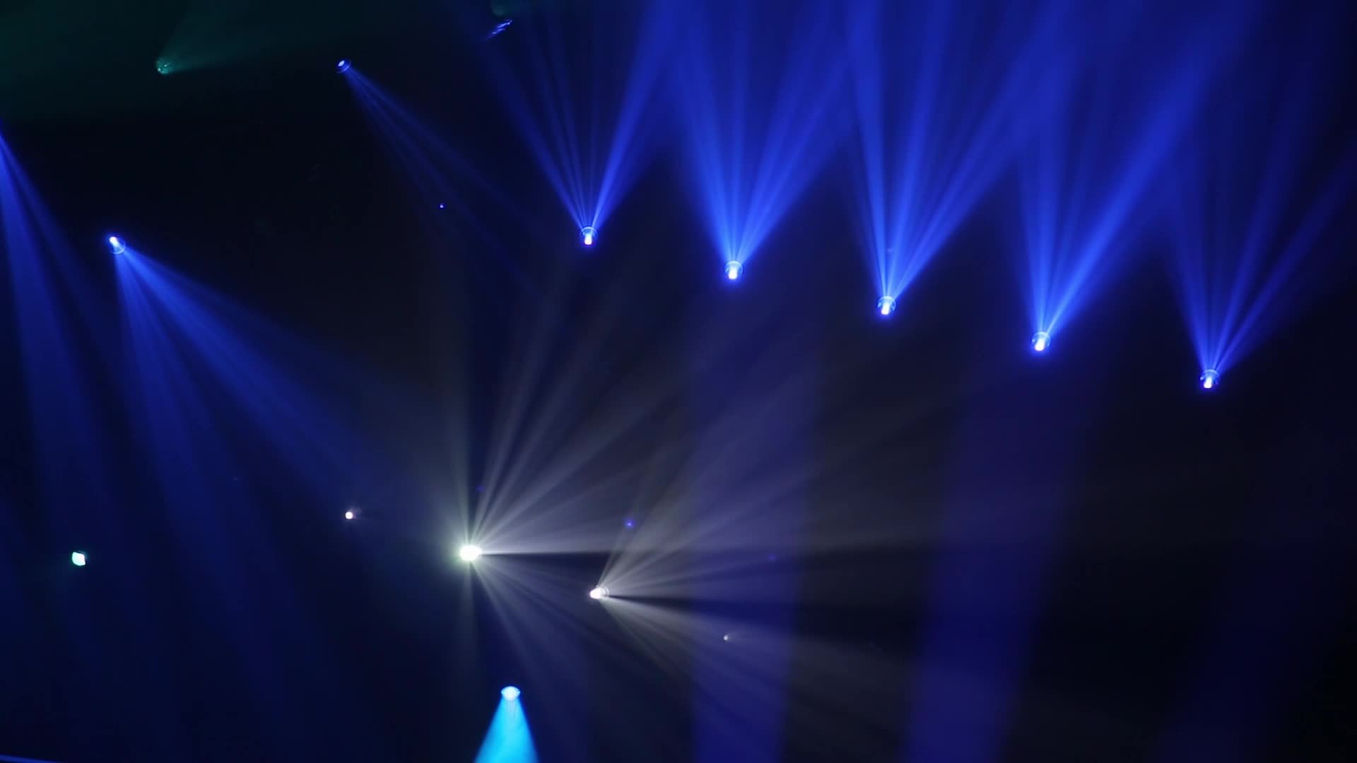 stage-ray-of-light-in-concert-hall-professional-lighting-and-show