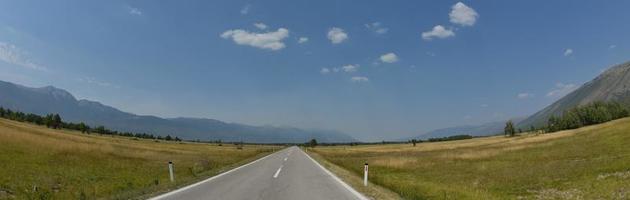 country road view photo