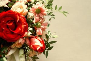 Luxury bouquet of mix flowers in the hat box. closeup. top view photo