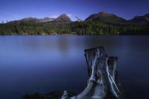 strbske pleso en altos tatras de eslovaquia foto