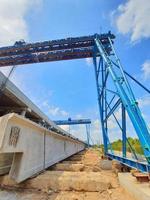 This is a photo of the gantry portal for lifting girders.