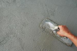 concrete mix It is the introduction of cement, stone, sand and water, as well as added chemicals and other mixed materials. Mix and mix together in the specified ratio to obtain a consistent concrete. photo