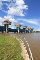 dam in the river photo