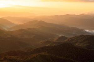 Mirador de phu chi phur, mae hong son del norte, tailandia. foto