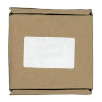 caja de cartón aislada sobre blanco foto