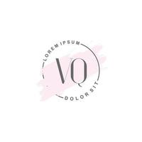 logotipo inicial vq minimalista con pincel, logotipo inicial para firma, boda, moda. vector