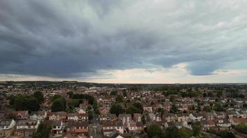 vista aérea del centro de la ciudad desde la estación de tren y bedfordshire video