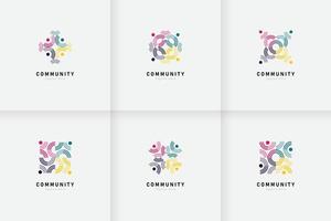 conjunto de personas y colección de logotipos comunitarios