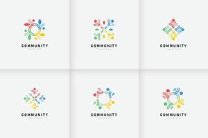 conjunto de personas y colección de logotipos comunitarios