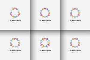 conjunto de personas y colección de logotipos comunitarios vector