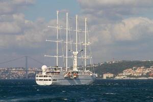 velero en estambul foto