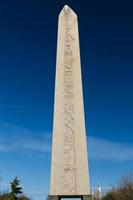 obelisco de teodosio de estambul, turquía foto